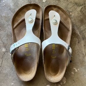 Birkenstock Leather Gizeh Sandals